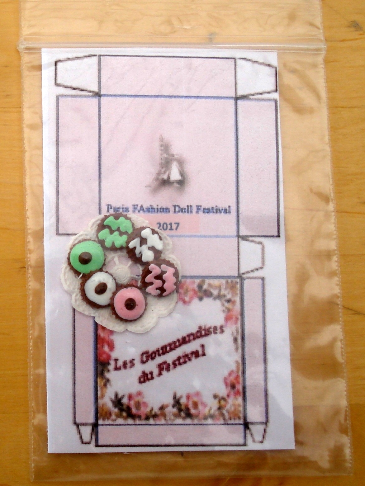 PETIT GTEAUX avec boite  gteaux ROSE 3